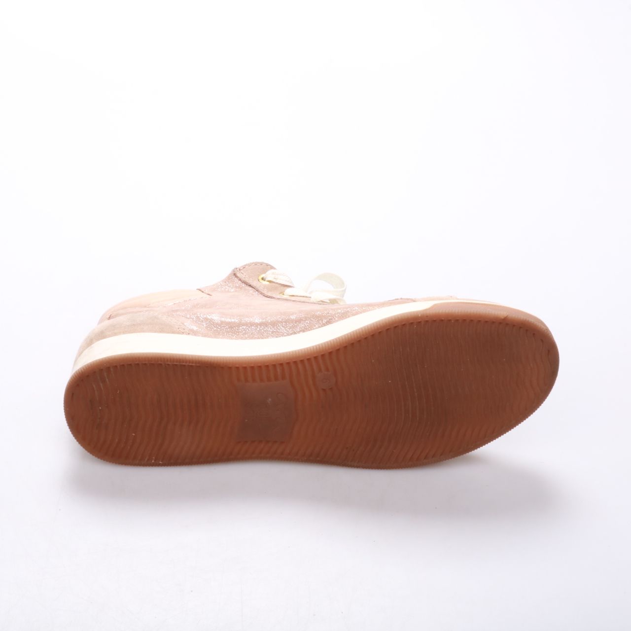 кроссовки ara