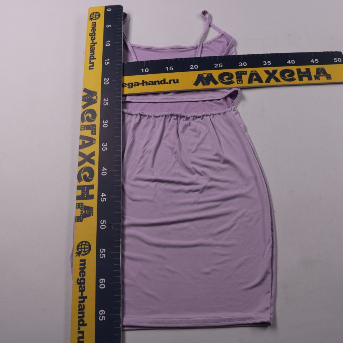 платье PrettyLittleThing