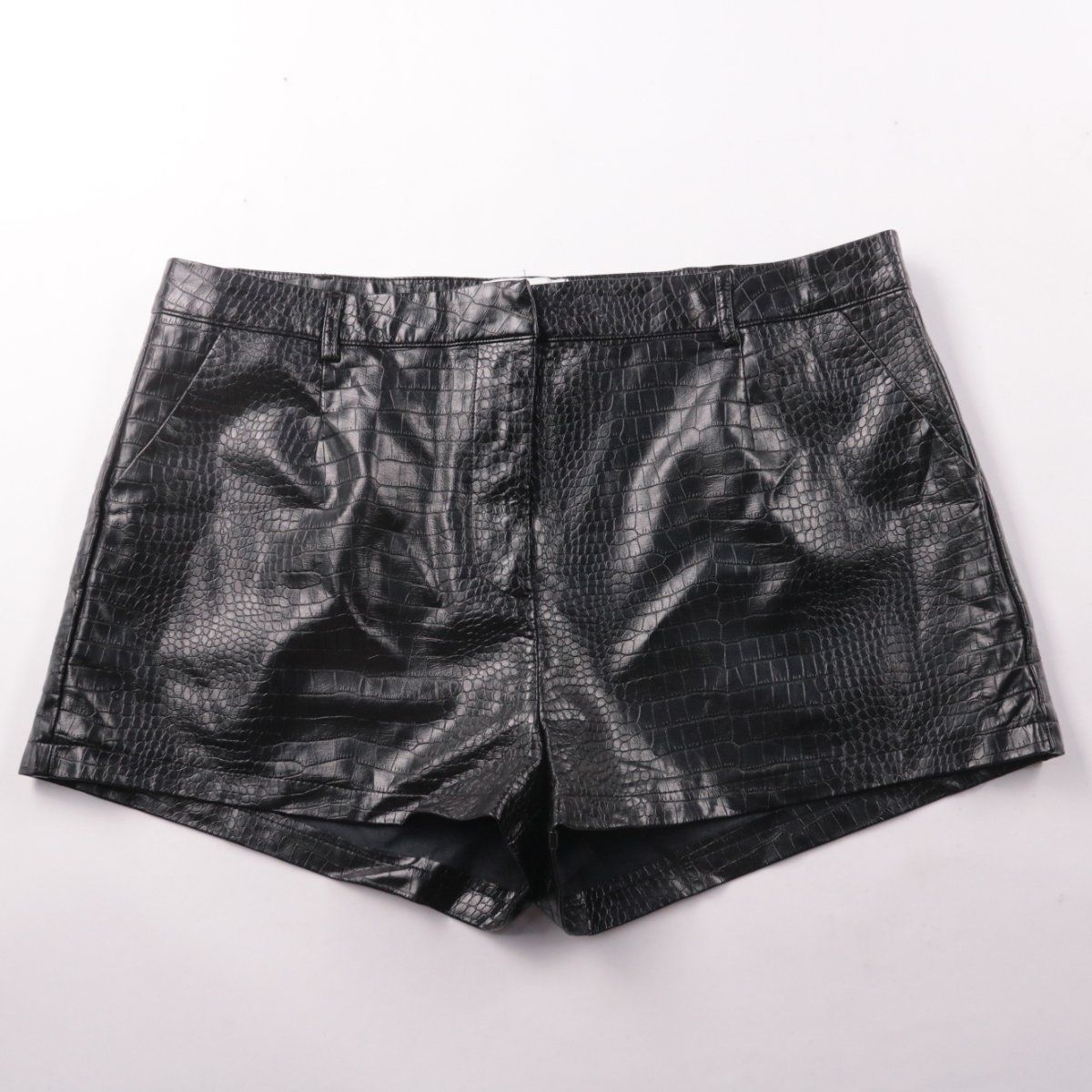 шорты Rita Ora x Primark