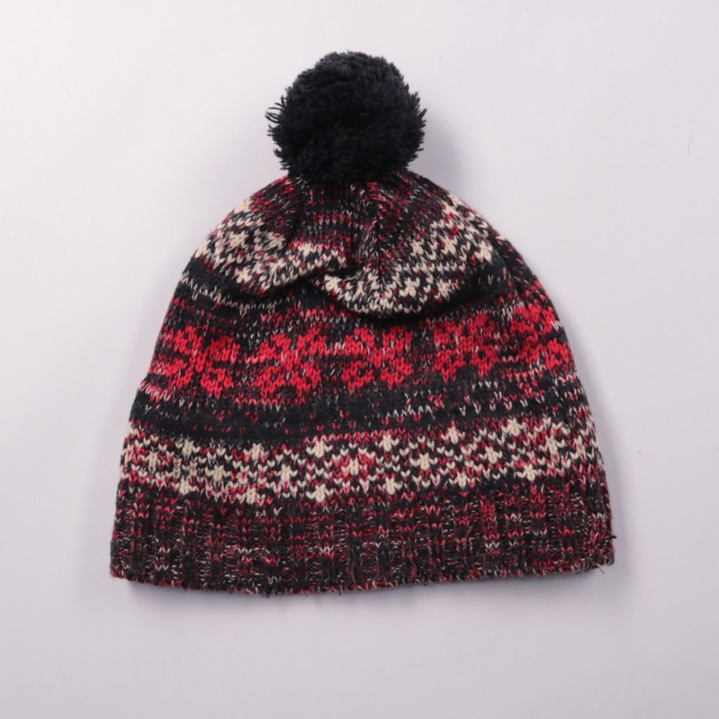 шапка America Today