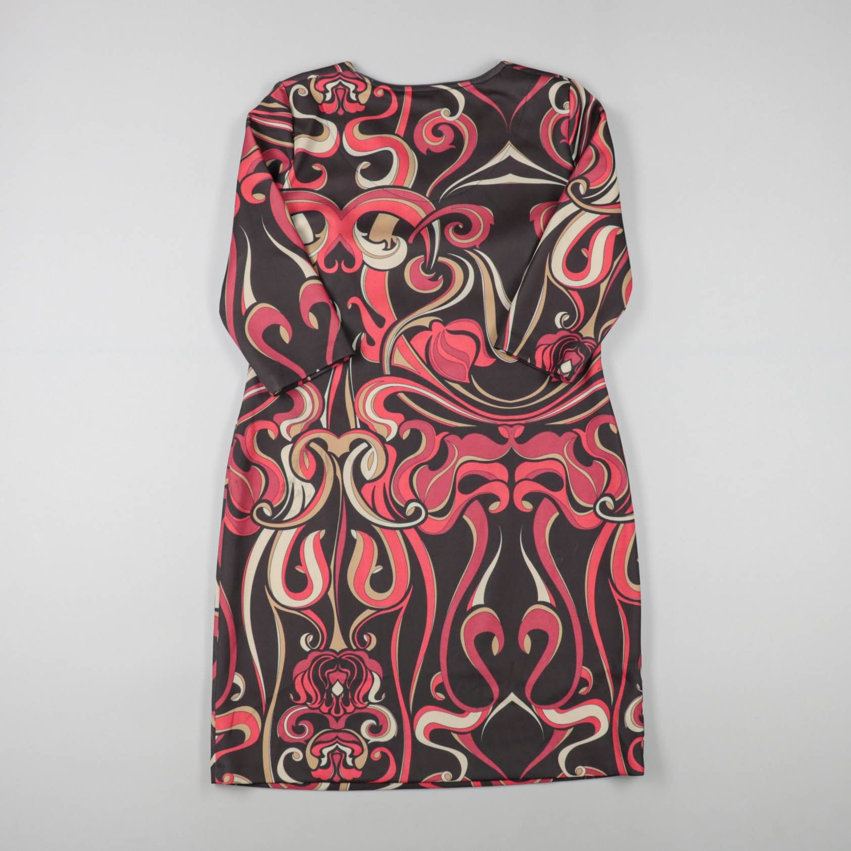 платье не указано