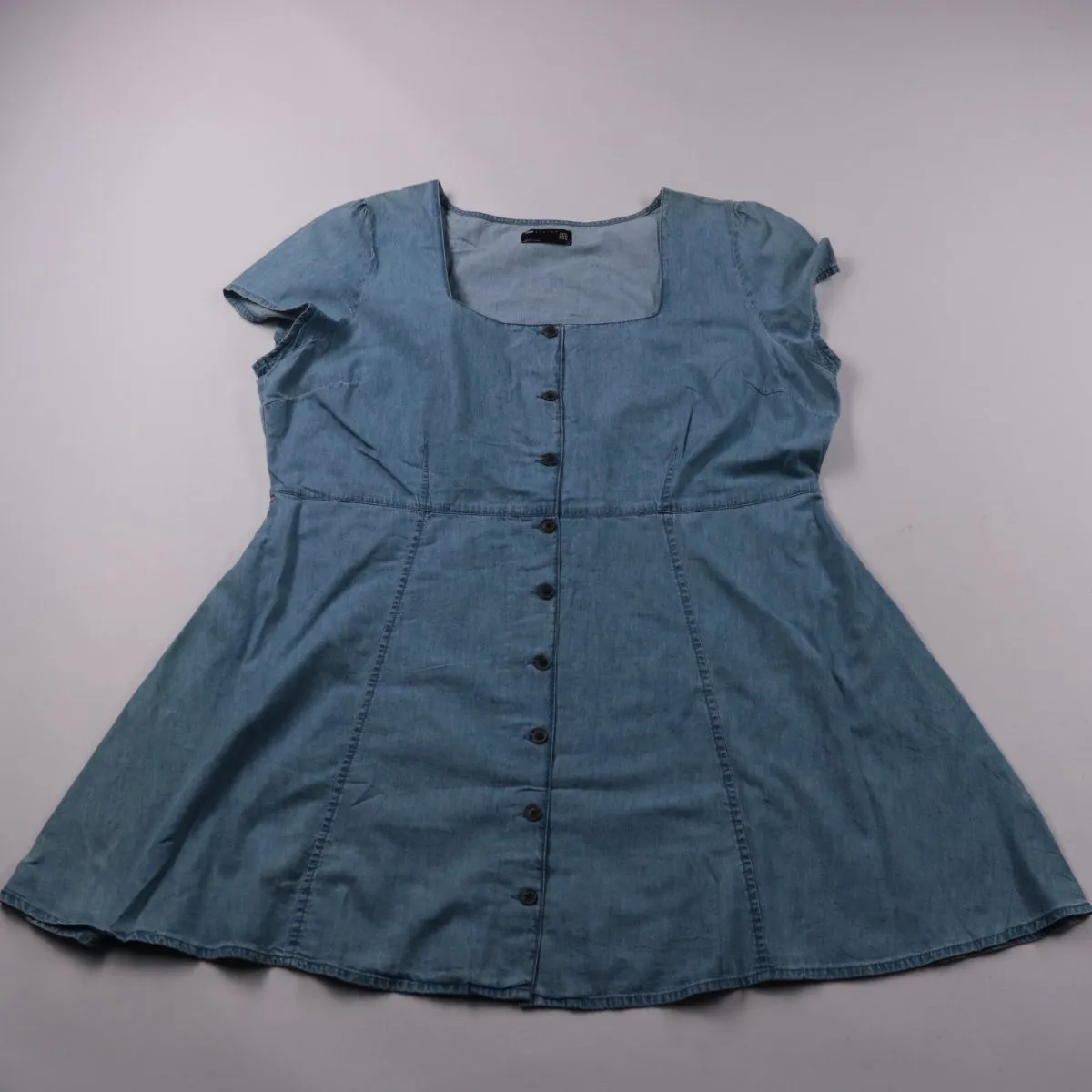 платье ASOS DESIGN