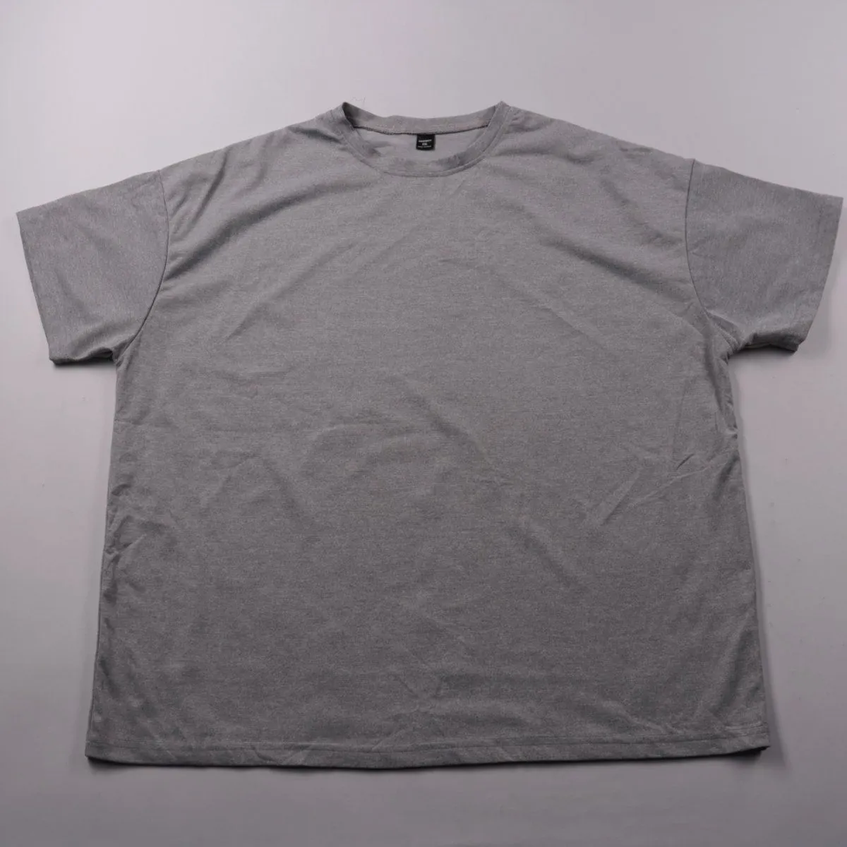 футболка Manfinity